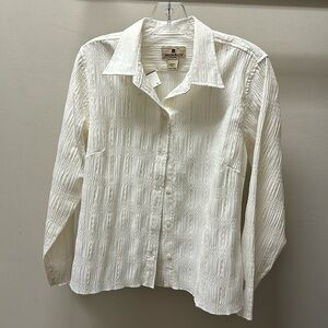 Womens Woolrich White Button Down Blouse Sz M Embroidered